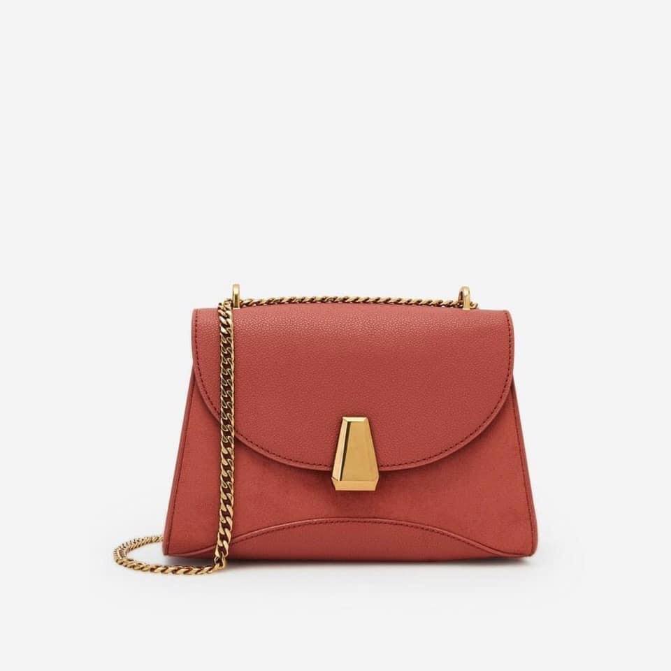 Charles & Ke*th - Trapeze Crossbody - Black