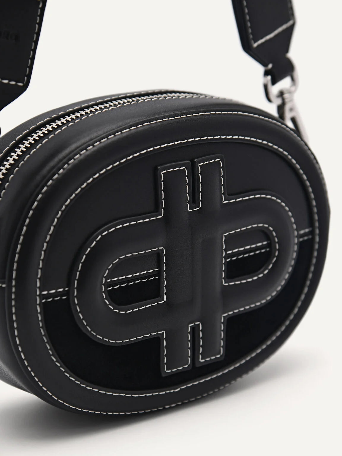 PE*RO - Icon Leather Shoulder Bag - Black-(NB)
