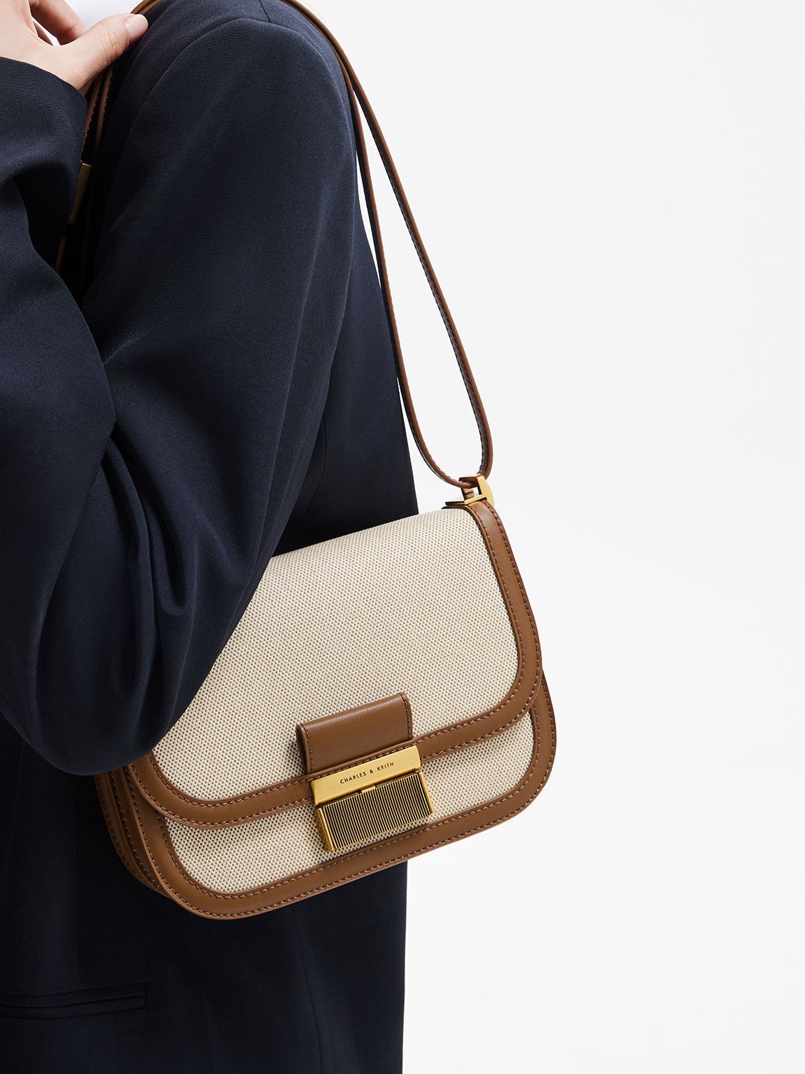 Charles & Ke*th - Charlot Canvas Crossbody Bag - Chocolate (AD-June)
