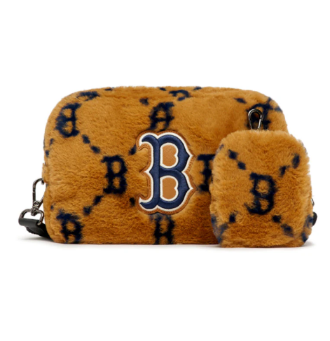 ML*  - Diamond Monogram Fur Crossbody Bag NY Yankees - Brown