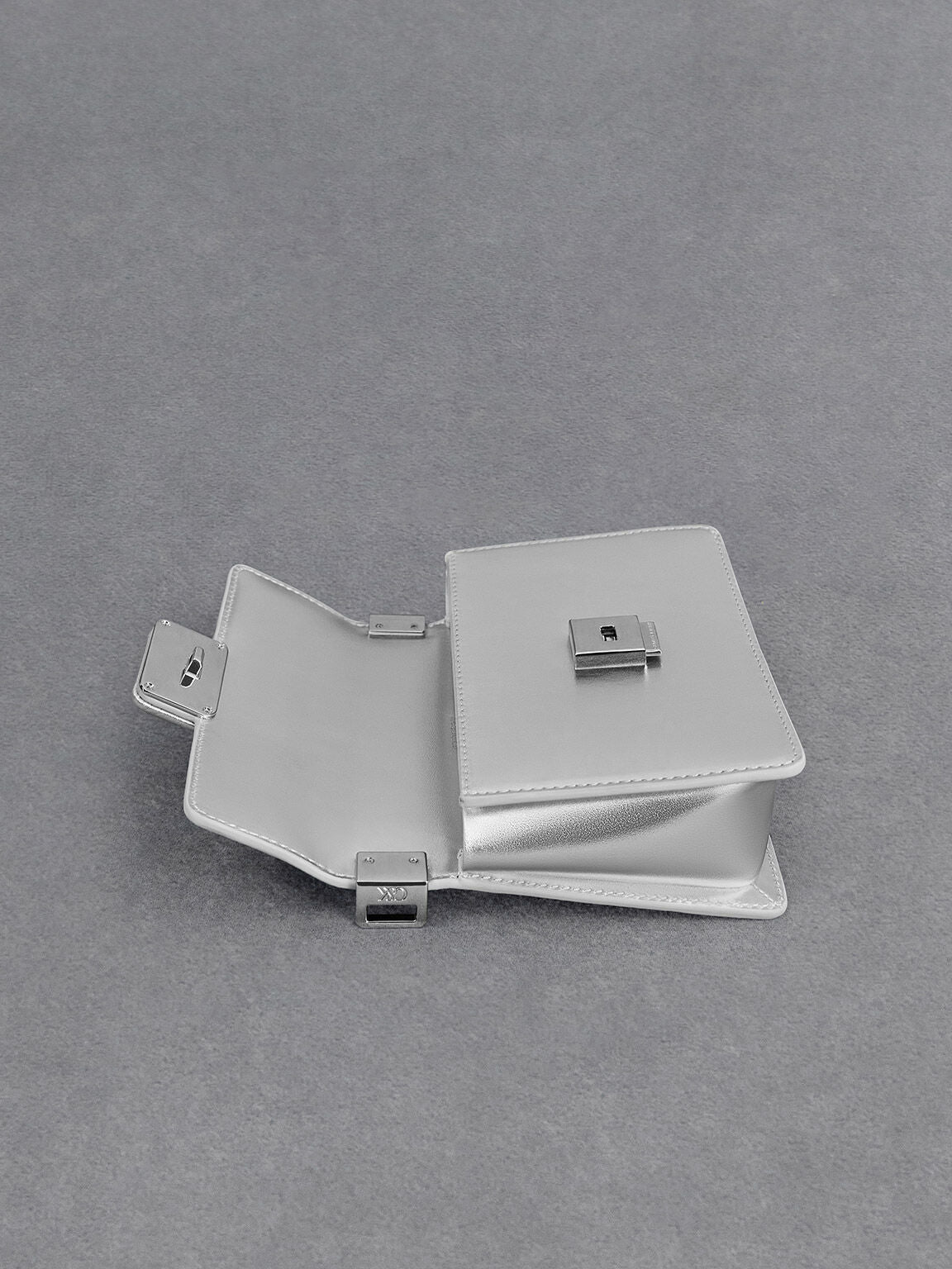 Charles & Ke*th - Leather Metallic Boxy Bag - Silver - (N)
