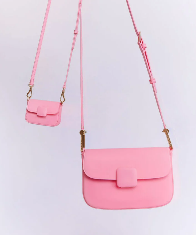 Charles & Ke*th - Koa Square Push-Lock Shoulder Bag - Pink (NB)