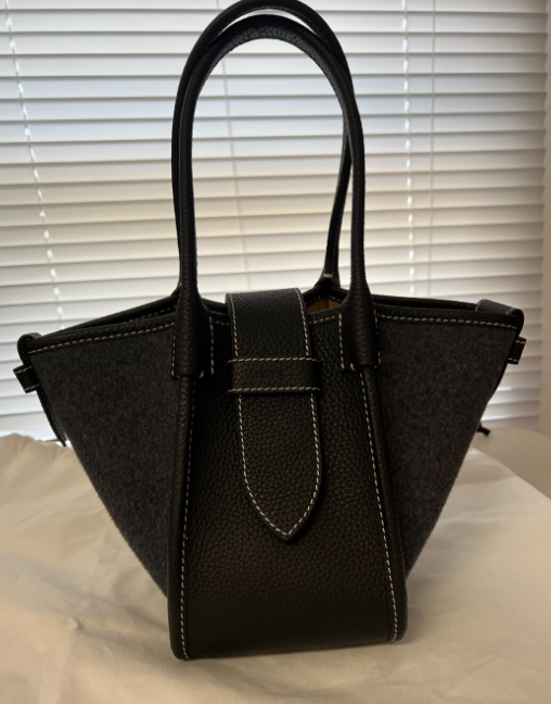V*sic-port wool handbag-Black-(AD-JAN26-PT)