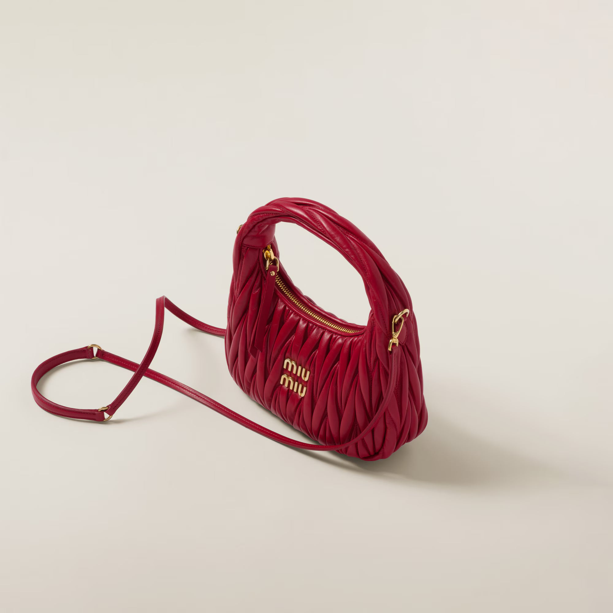 Mi* Mi* - Wander quilted nappa leather hobo bag - Red (AD-August)