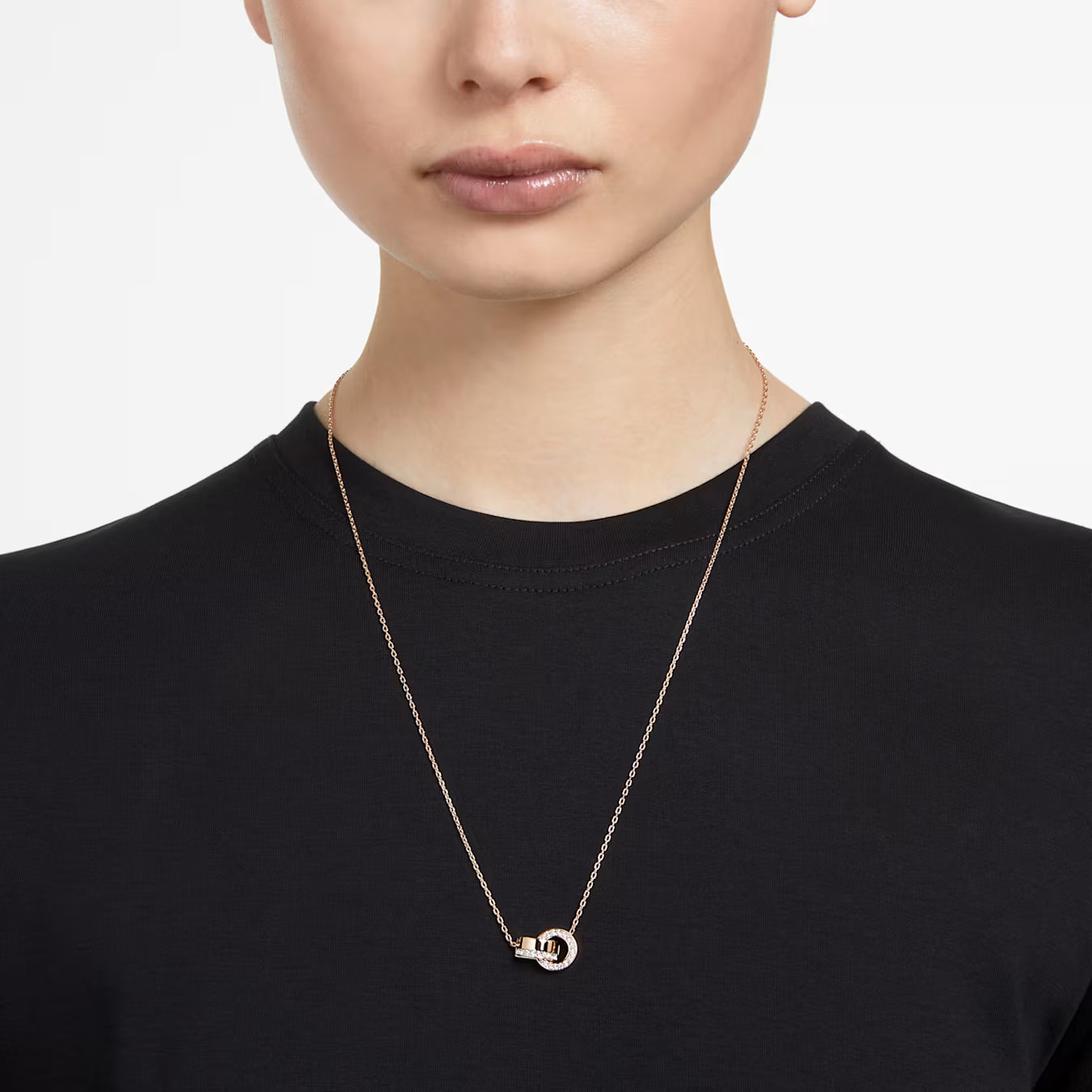 Swar*vski - Dextera pendant Interlocking loop, Rose gold-tone plated - 5636496 (AD-SW-OCT)