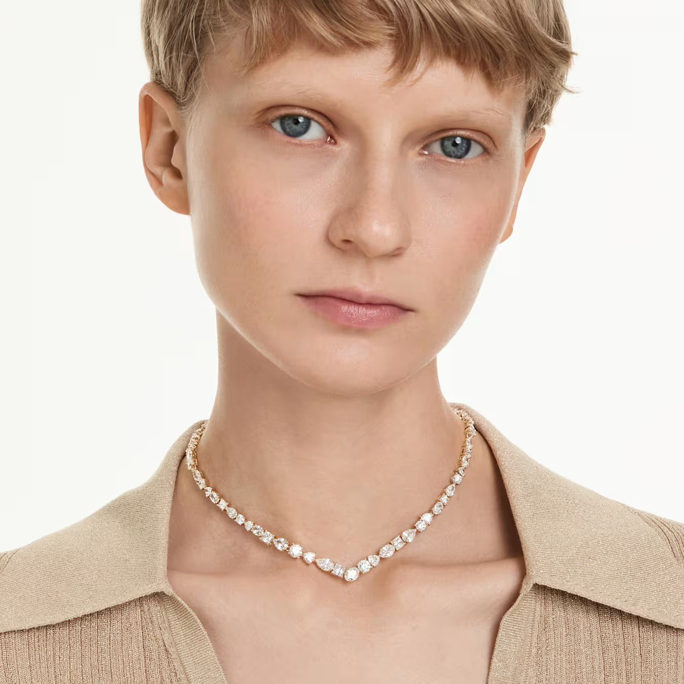 Swar*vski - Mesmera necklace Mixed cuts, White, Gold-tone plated - 5728001  (AD-Oct) (2025 PACKAGING)
